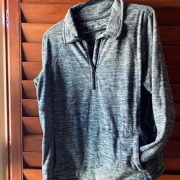 ✨ST JOHNS BAY Athletic Pullover - Picture 1 of 6